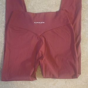 ALPHALETE SIZE L